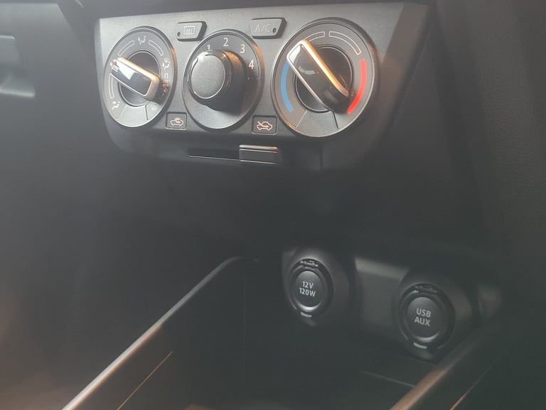 SUZUKI SWIFT; HYBRID; APPLE &amp; ANDROID CAR PLAY; BLUE; ULEZ COMPLIANT;-5 DOOR;