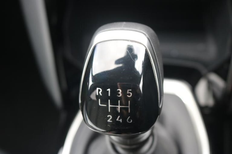 2024 Peugeot 2008 1.2 PureTech Allure SUV 5dr Petrol Manual Euro 6 (s/s) (130 ps) Manual SUV Petr...