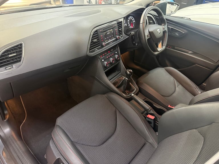 2004 SEAT Leon 2.0 TDI CR FR Sport Tourer 5dr Diesel Manual Euro 5 (s/s) (150 ps) Estate Diesel M...
