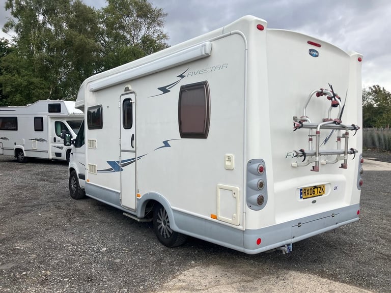 Lunar Fivestar Motorhome Fixed Bed 4 Berth 06’ Renault DCI 120 LWB