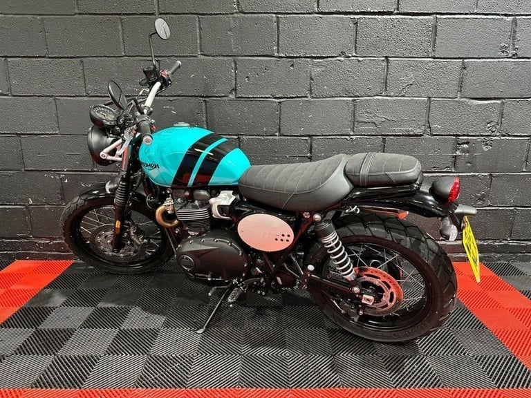 2025 25 TRIUMPH SCRAMBLER 900 900 ROADSTER/RETRO PETROL MANUAL EURO 5 (65 PS)