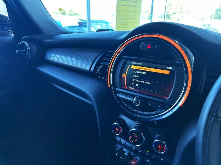 2020 MINI Hatch 1.5 Cooper Sport Hatchback 5dr Petrol Manual Euro 6 (s/s) (136 ps) Hatchback Petr...