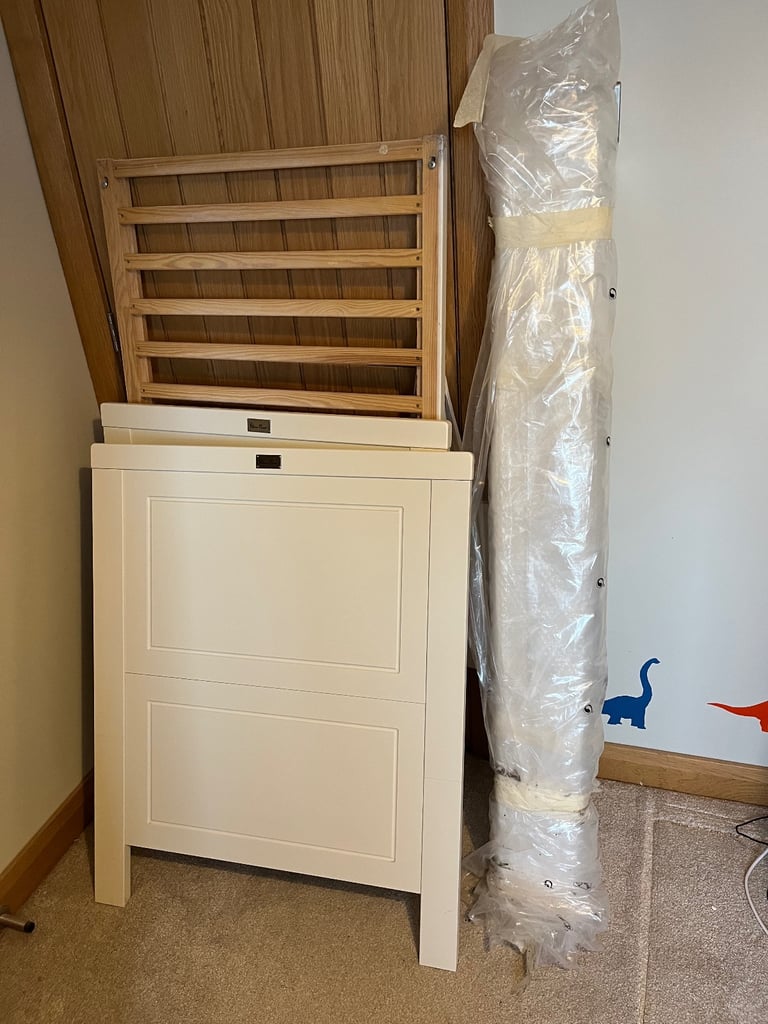 Silver Cross toddler bed