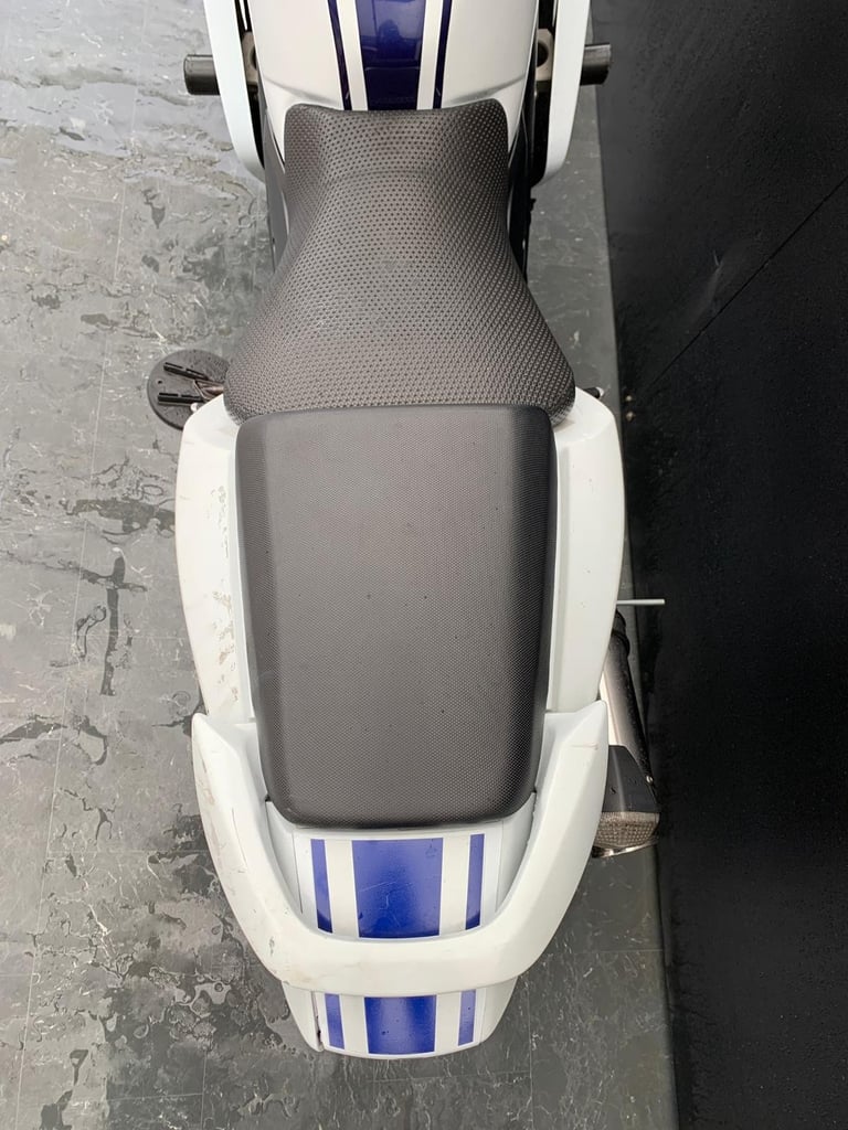 SUZUKI SV 650 PROJECT BIKE HPI CLEAR