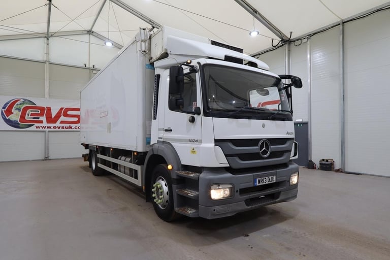 image for 2013 (13 PLATE) Mercedes Benz AXOR 1824 4x2 Euro 6 Refrigerated