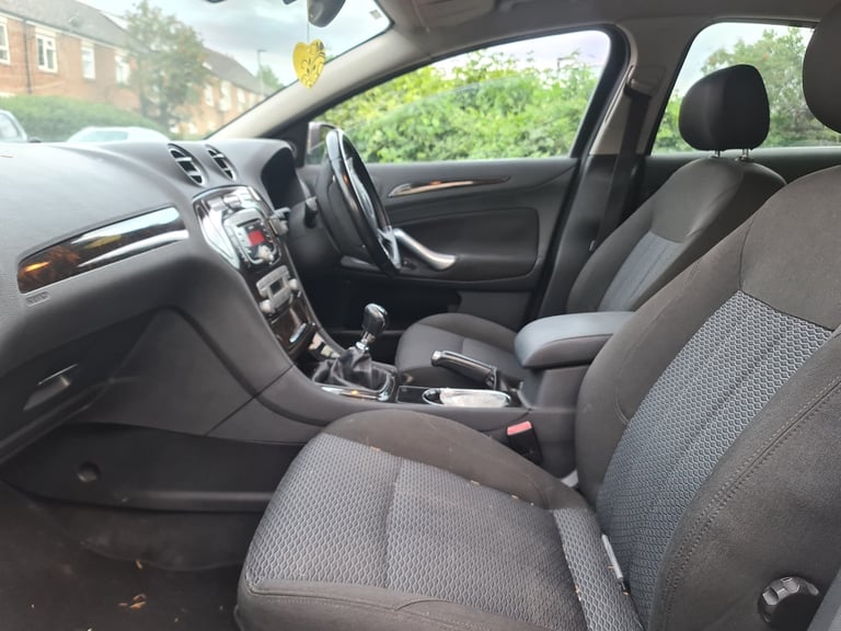 2008 Ford Mondeo 2.0 TDCi Ghia 5dr HATCHBACK Diesel Manual - Image 9