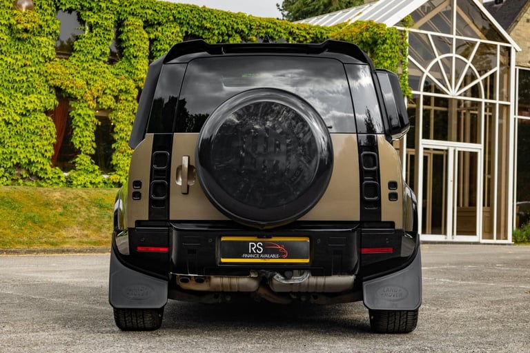 2024 Land Rover Defender 110 3.0 D250 MHEV XS Edition Auto 4WD Euro 6 (s/s) 5dr ESTATE Diesel Aut...