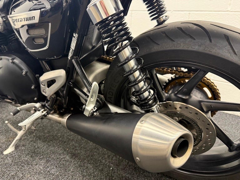 2021 Triumph Speed Twin ** Lovely Condition - Full Service History - Warranty **