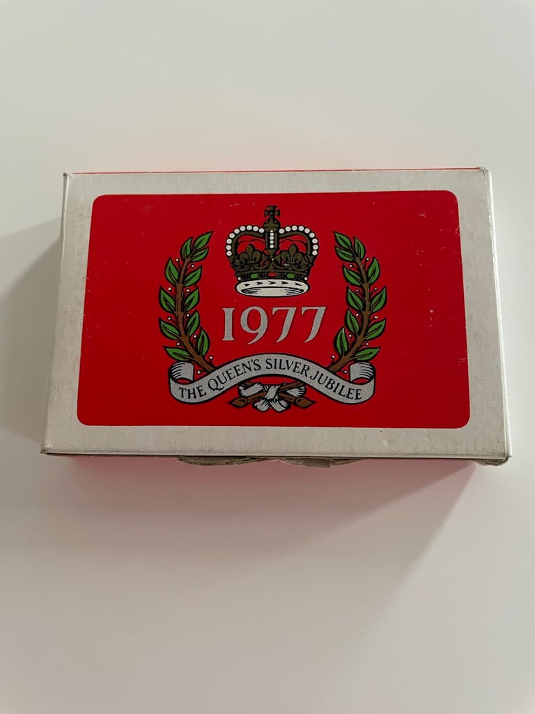 Collectors item, Queen’s Silver Jubilee playing cards