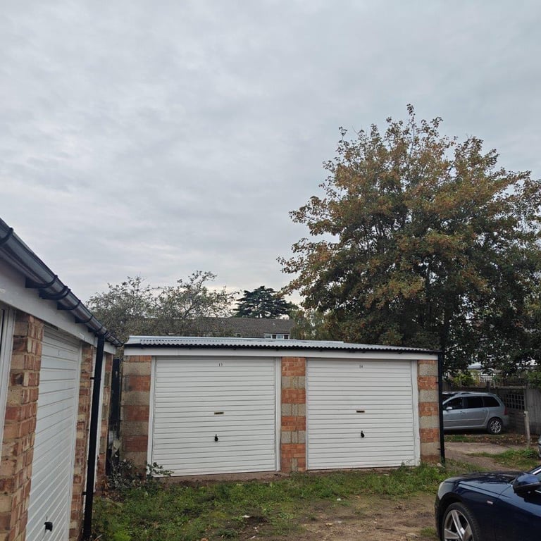 Garage/Parking/Storage to rent: Champion Road (R/o house 4), Caversham, Reading, RG4 8EL