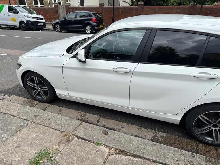 BMW, 1 SERIES, Hatchback, 2012, Manual, 1598 (cc), 5 doors