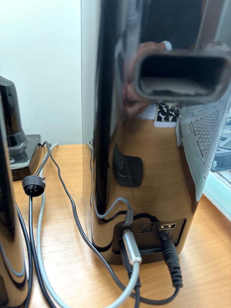 Creative T100 Computer Speakers