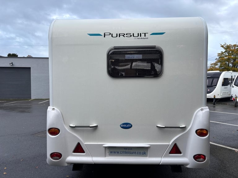 BAILEY PURSUIT 400-2 LIGHT WEIGHT CARAVAN WITH AUTO MOVER ..............NOW SOLD