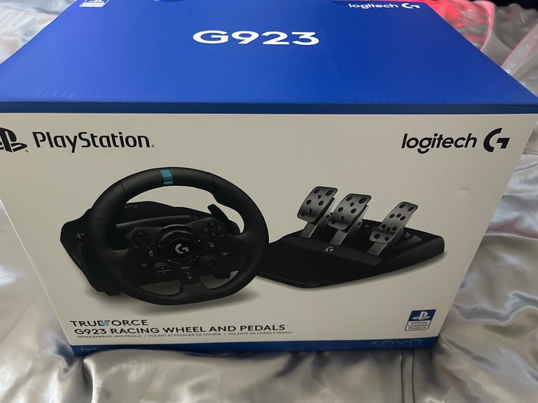 image for G923 steering wheel, pedals & 6 speed gear shifter 