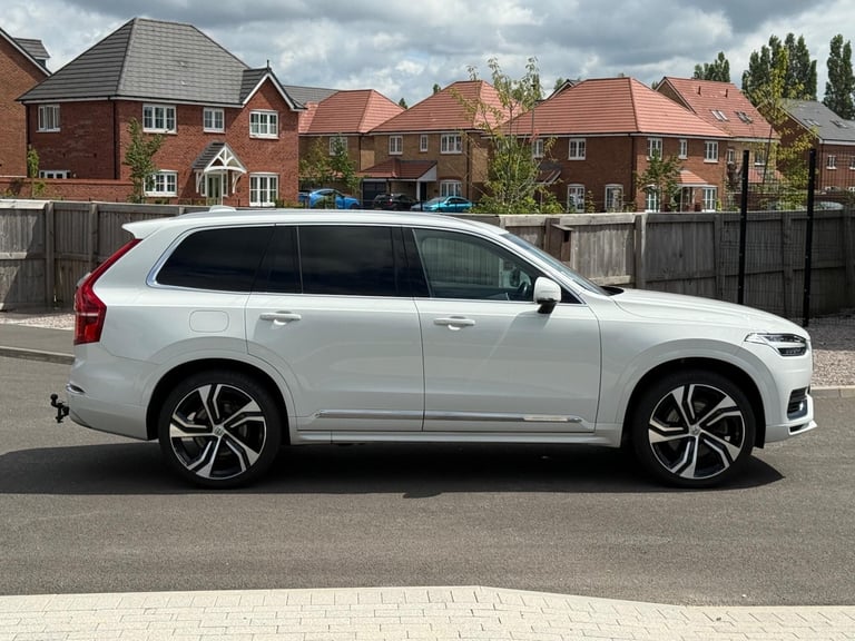 2022 Volvo XC90 2.0h T8 Recharge 18.8kWh Inscription Pro SUV 5dr Petrol Plug-in Hybrid Auto ESTAT...