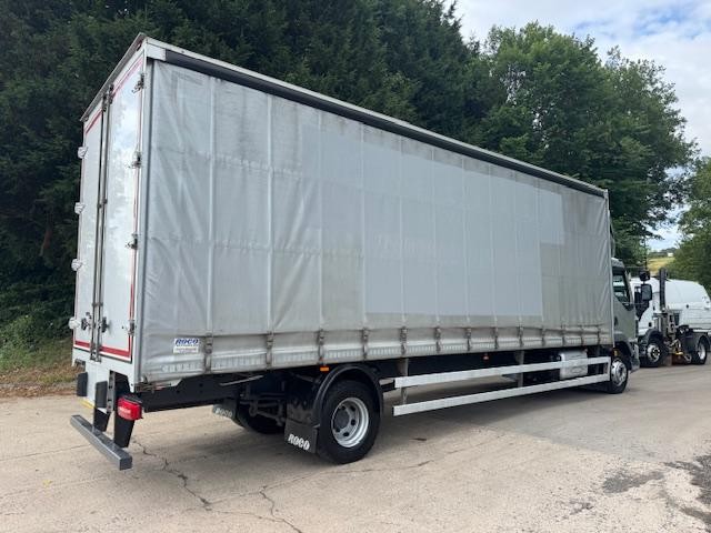2020 70 DAF LF 260 Euro 6 16 Ton 27ft9 curtain sider sat nav Auto