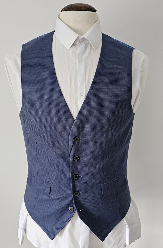 image for New Waistcoat Burtons slim fit with tags light blue - Medium