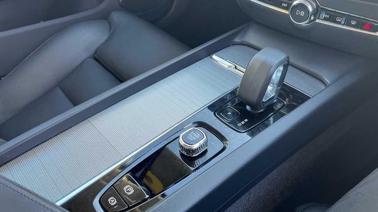  Volvo S60 Plus B5 AWD Mild hybrid Petrol/Electric Hybrid Automatic