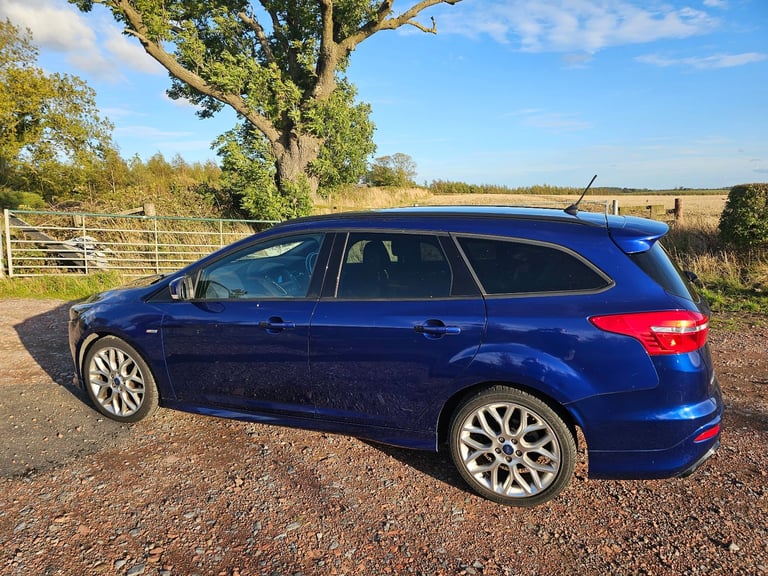 Ford, FOCUS, Estate, 2017, Manual, 1499 (cc), 5 doors