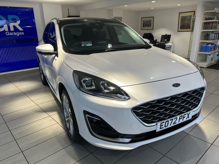 2022 Ford Kuga 2.5 Duratec 14.4kWh Vignale SUV 5dr Petrol Plug-in Hybrid CVT Euro 6 (s/s)  HATCHB...