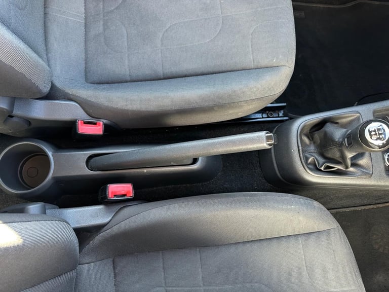 VOLKSWAGEN UP 1.0 Move up! 2015