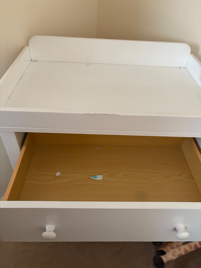 Baby changing draws 