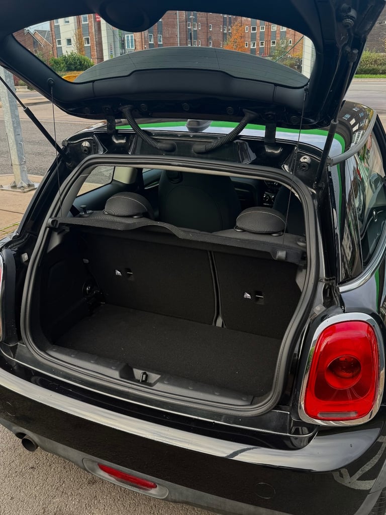 Mini, HATCHBACK, Hatchback, 2017, Manual, 1198 (cc), 3 doors