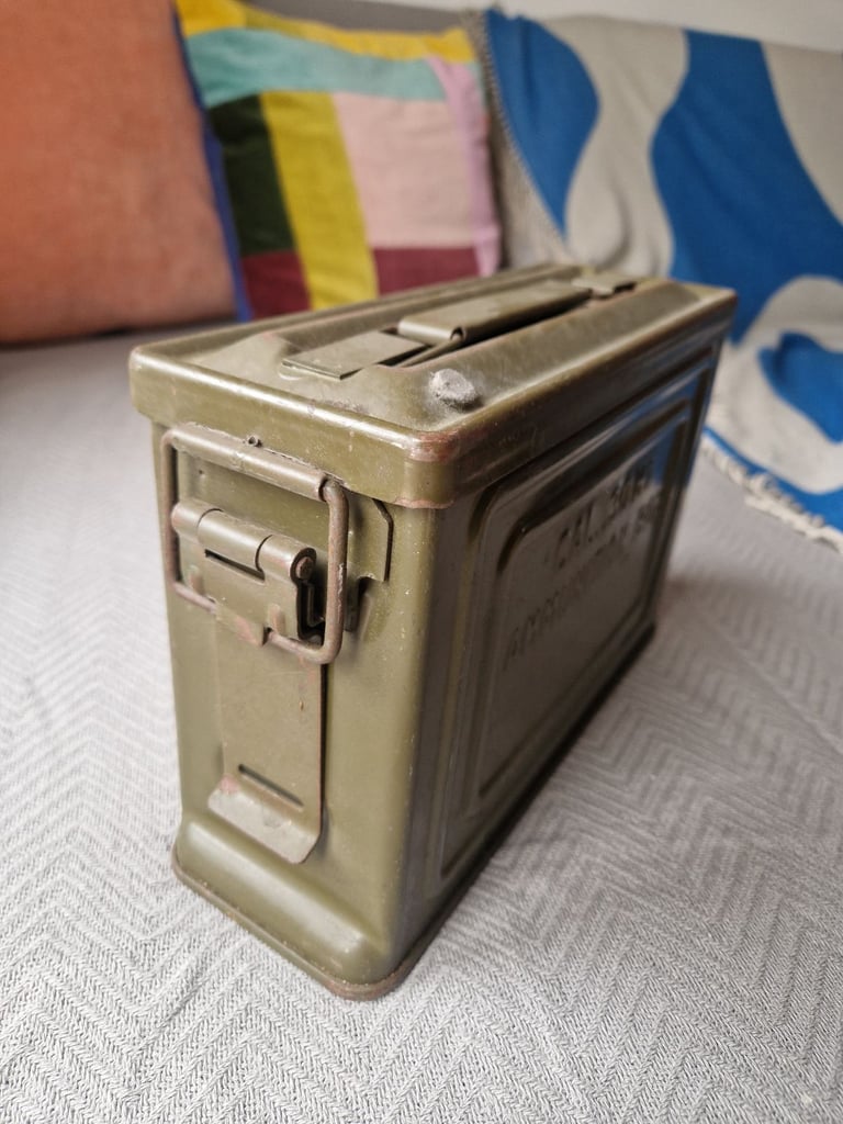 Collectors WW2 Ammo Military Case 