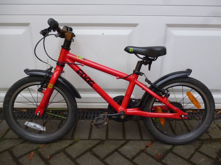 Kids Frog 48 bike ages 4-6