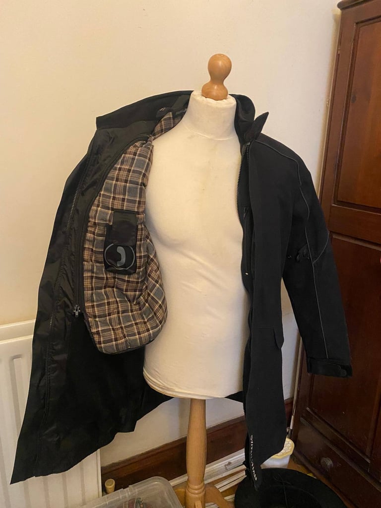 Two Frank Thomas waterproof jackets