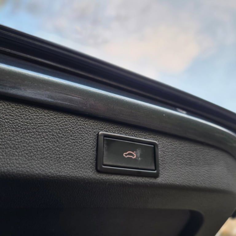 2019 Skoda Superb 1.6 TDI CR SE Technology 5dr DSG ESTATE Diesel Automatic