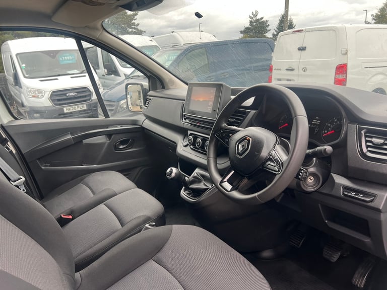 2022 Renault Trafic LL30 Blue dCi 130 Business+ Van PANEL VAN Diesel Manual