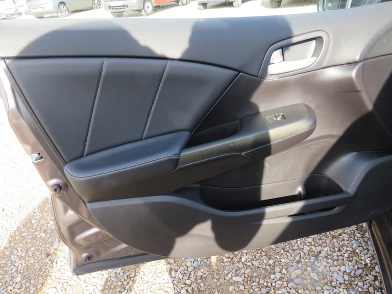 2013 Honda Civic 1.8 i-VTEC EX  EXCELLENT OVERALL CONDITION HATCHBACK Petrol Manual