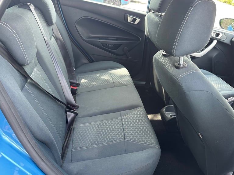 2012 Ford Fiesta 1.25 Zetec 5dr [82] HATCHBACK Petrol Manual