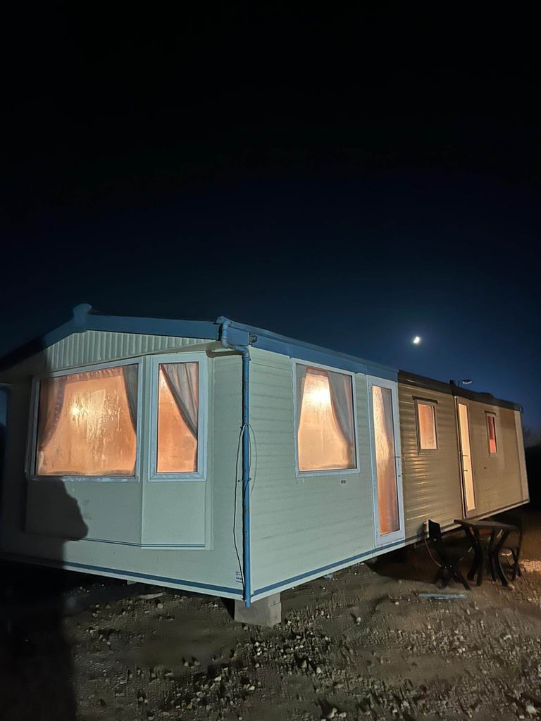 🏡 2-Bedroom Mobile Home for Rent – Near Cambridge City Centre