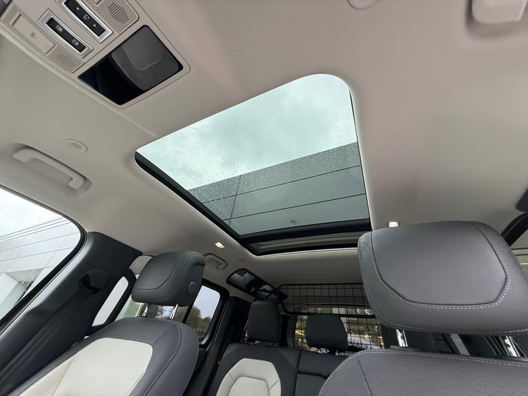 2022 Land Rover Defender 110 2.0 P400e 15.4kWh X-Dynamic HSE SUV 5dr Petrol Plug-in Hybrid Auto 4...