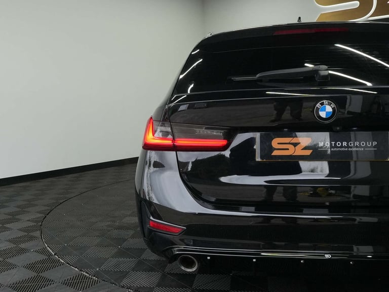 2021 BMW 3 Series 2.0 330e 12kWh Sport Pro Touring Auto Euro 6 (s/s) 5dr Estate Hybrid Automatic