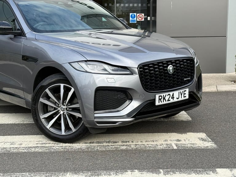 2024 Jaguar F-Pace 2.0 P250i R-Dynamic SE Black SUV 5dr Petrol Auto AWD Euro 6 (s/s) (250 ps) EST...