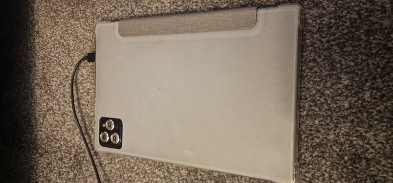 10inch andriod tablet +accessories 