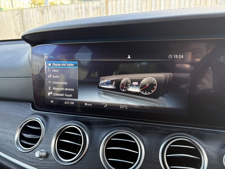 2019 Mercedes-Benz E Class E400d 4Matic AMG Line Premium 4dr 9G-Tronic SALOON DIESEL Automatic