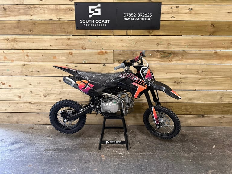 image for STOMP Z3R-140 PIT BIKE BRAND NEW MAIN DEALERS