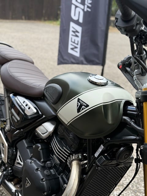 2025 TRIUMPH Scrambler 400 X