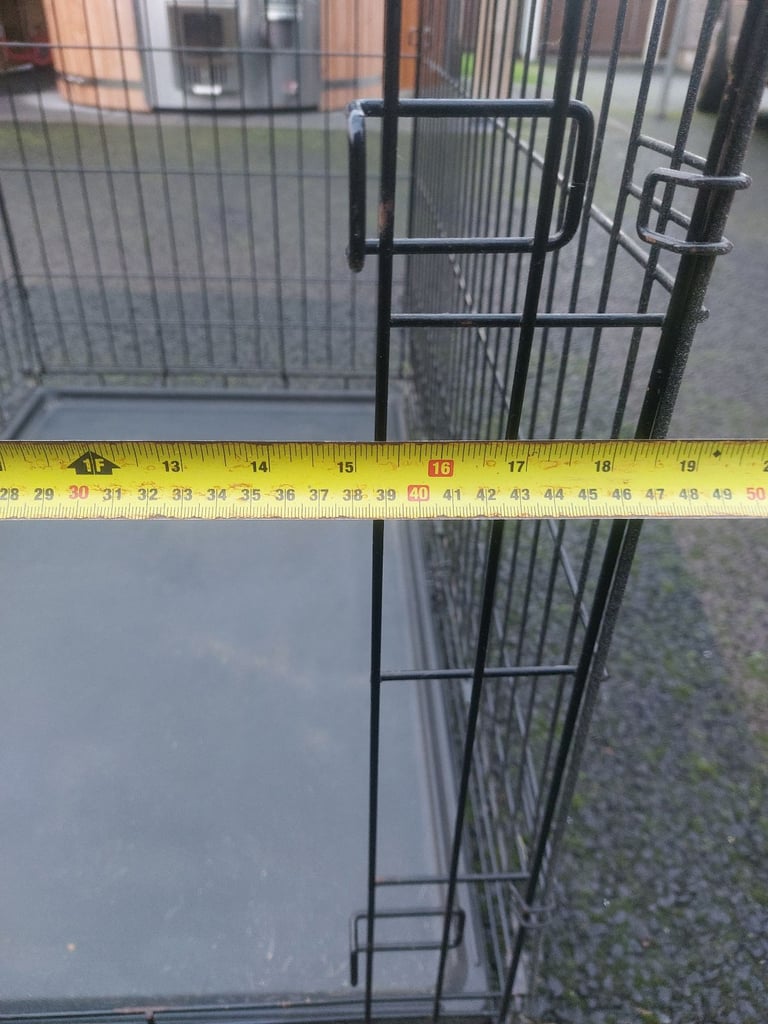 Medium dog crate/pen/run