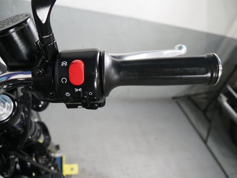 Triumph Thunderbird Sport 900 triple ,fantastic classic naked roadster 