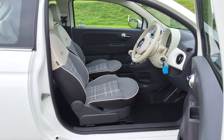 2015 Fiat 500 1.2 Lounge 3dr HATCHBACK Petrol Manual