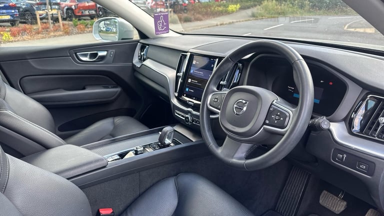 2021 Volvo XC60 2.0 B4D Momentum 5dr AWD Geartronic ESTATE DIESEL Automatic