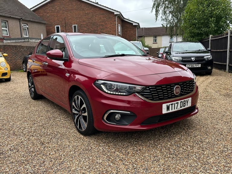 2017 Fiat Tipo 1.4 Lounge 5dr HATCHBACK Petrol Manual