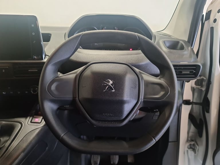 PEUGEOT PARTNER 1.5 BLUEHDI 1000 PROFESSIONAL PREMIUM P/V 100 BHP SWB