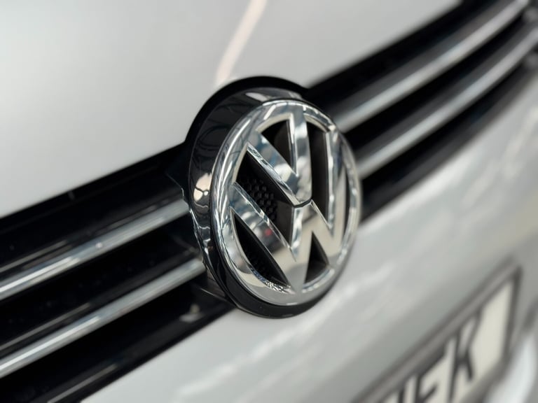 2012 Volkswagen Touran 1.6 TDI 105 SE 5dr DSG MPV Diesel Automatic