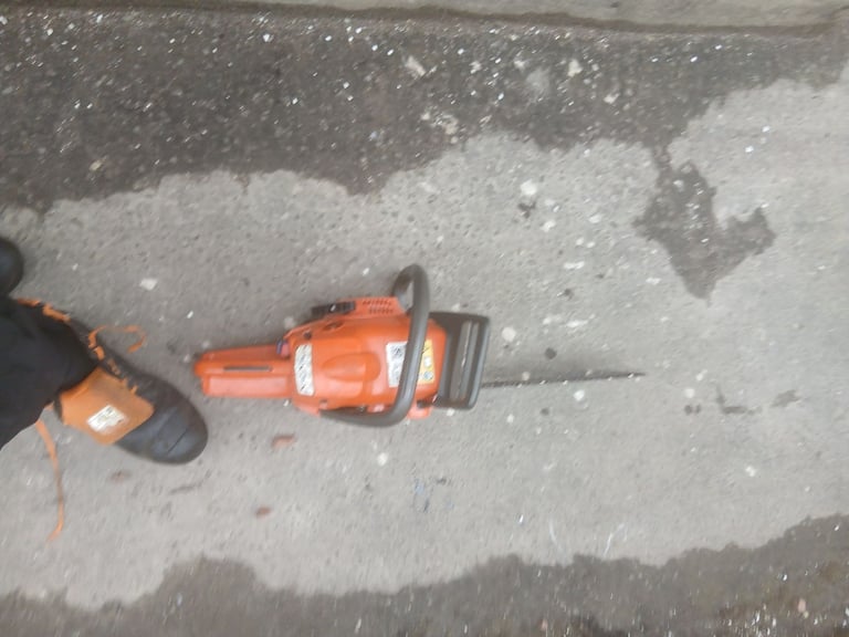 image for Husqarvarna 236xtouq chainsaw 